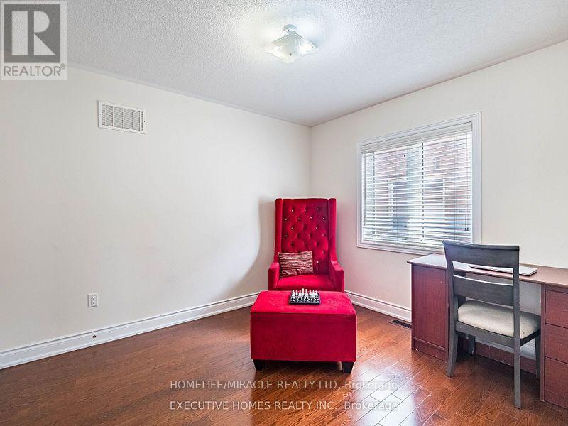 1 Orangeblossom Trail, Brampton, Ontario  L6X 3B4 - Photo 24 - W12499380