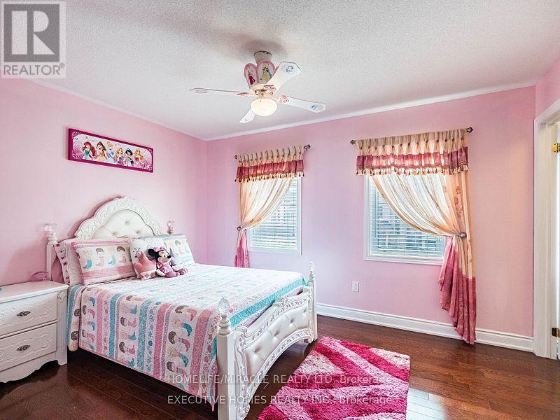 1 Orangeblossom Trail, Brampton, Ontario  L6X 3B4 - Photo 26 - W12499380