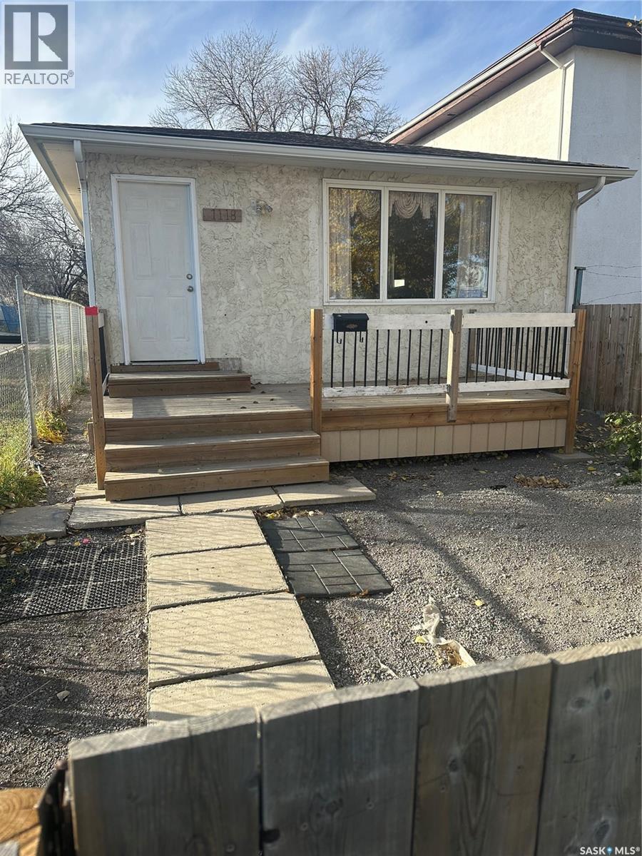 1118 ANGUS STREET, regina, Saskatchewan