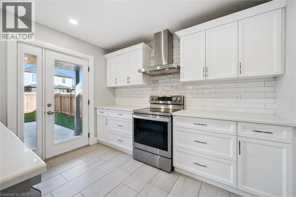 44 HALLS Drive, Elora, Ontario