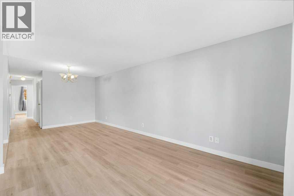 53,55 Dovercliffe Way Se, Calgary, Alberta  T2B 1W6 - Photo 18 - A2268038