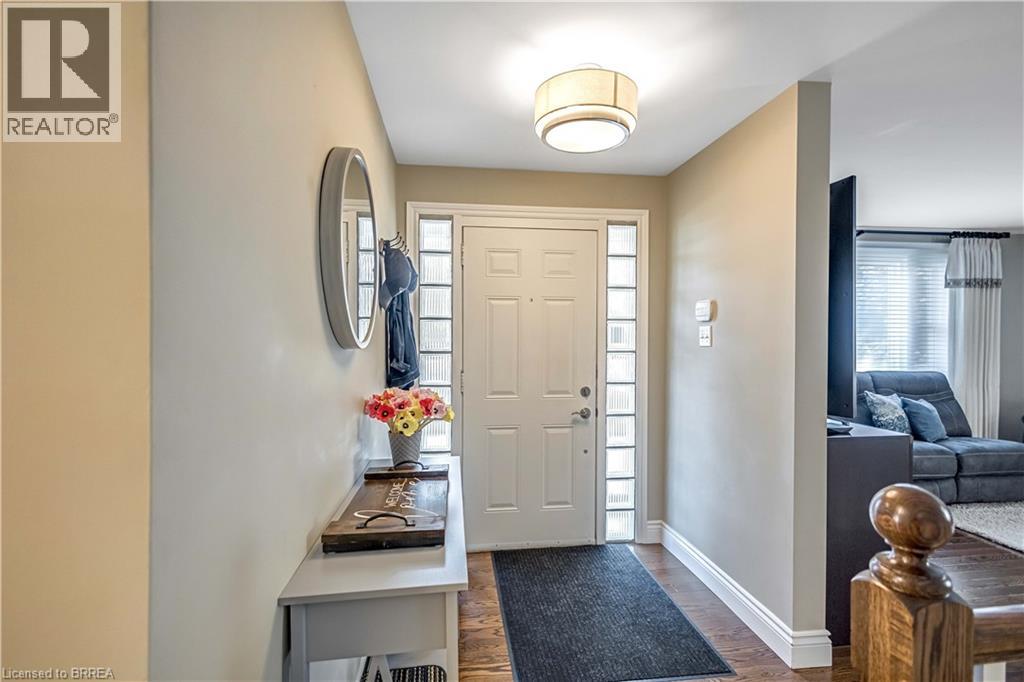 330 Thames Street S, Ingersoll, Ontario  N5C 2V1 - Photo 3 - 40785011