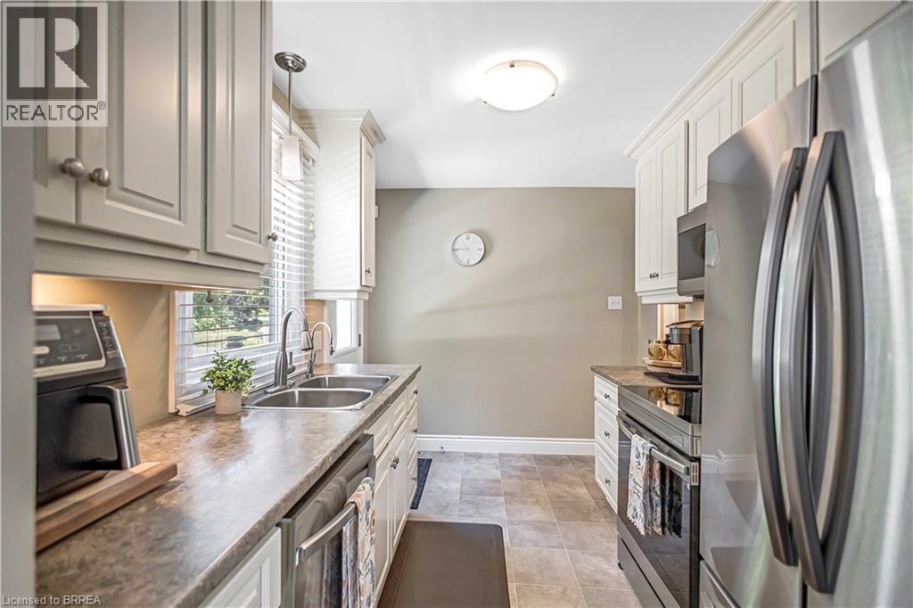 330 Thames Street S, Ingersoll, Ontario  N5C 2V1 - Photo 9 - 40785011