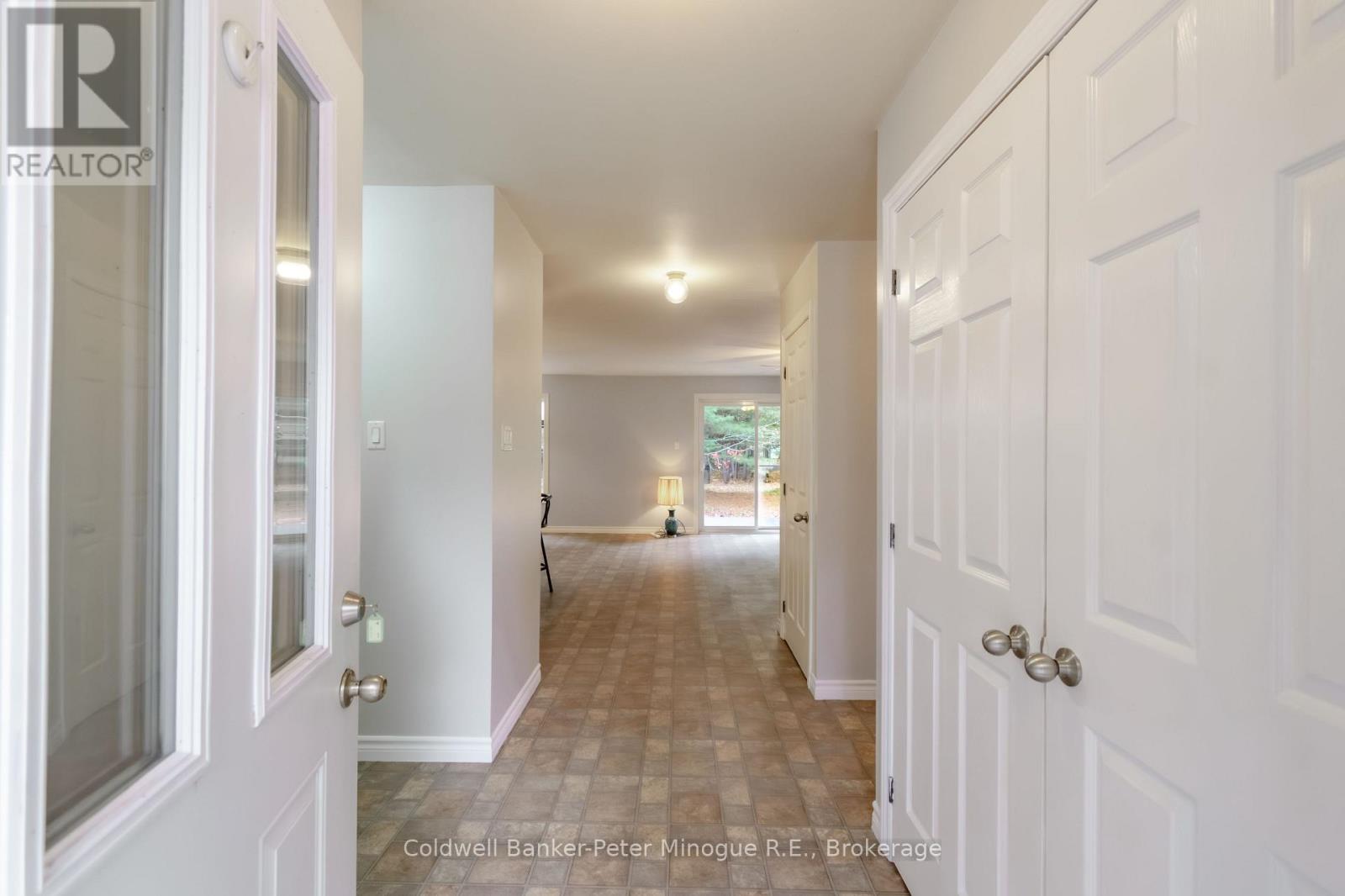 567 Sunset Cove Road, Callander, Ontario  P0H 1H0 - Photo 5 - X12456374