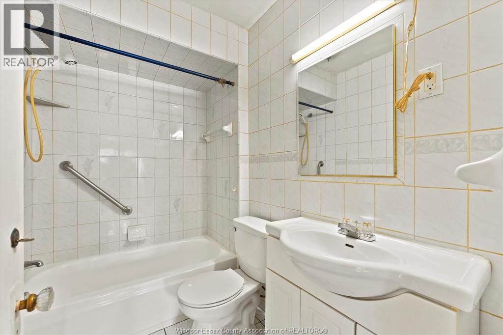 958 Partington Avenue, Windsor, Ontario N9B 2P2 - Photo 14 - 25027928