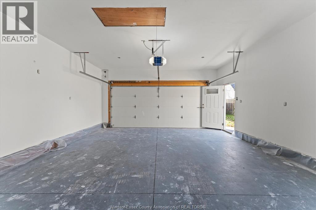 958 Partington Avenue, Windsor, Ontario N9B 2P2 - Photo 23 - 25027928