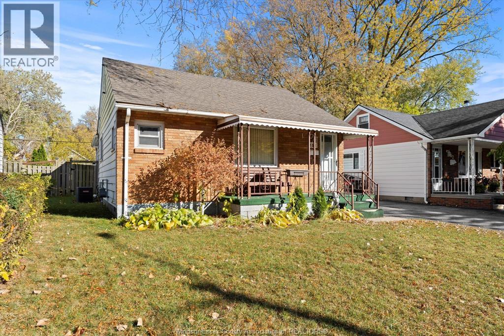 958 Partington Avenue, Windsor, Ontario N9B 2P2 - Photo 3 - 25027928