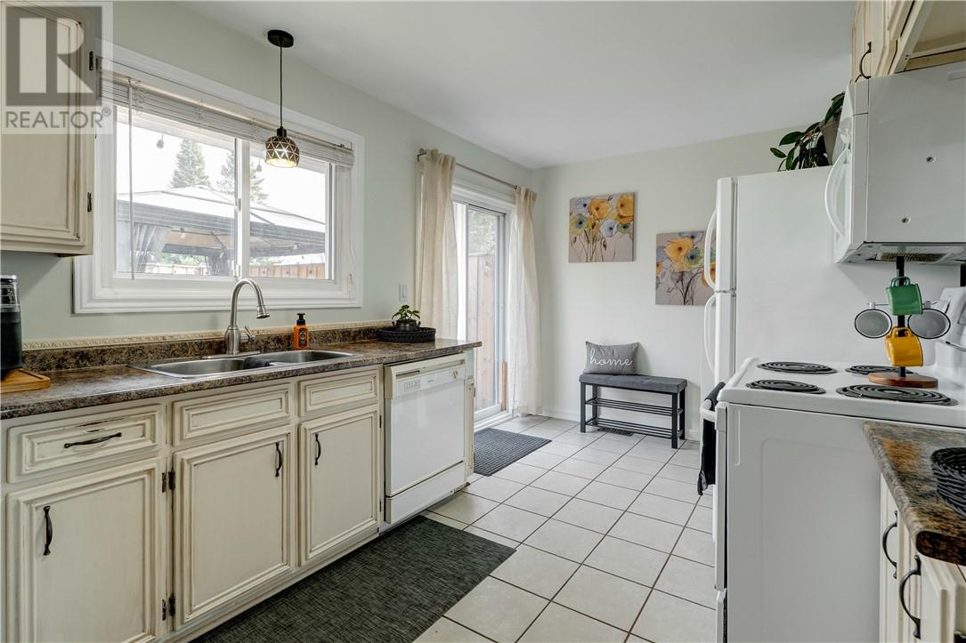 4341 Noel Street, Val Therese, Ontario P3P 1S8 - Photo 5 - 2125475