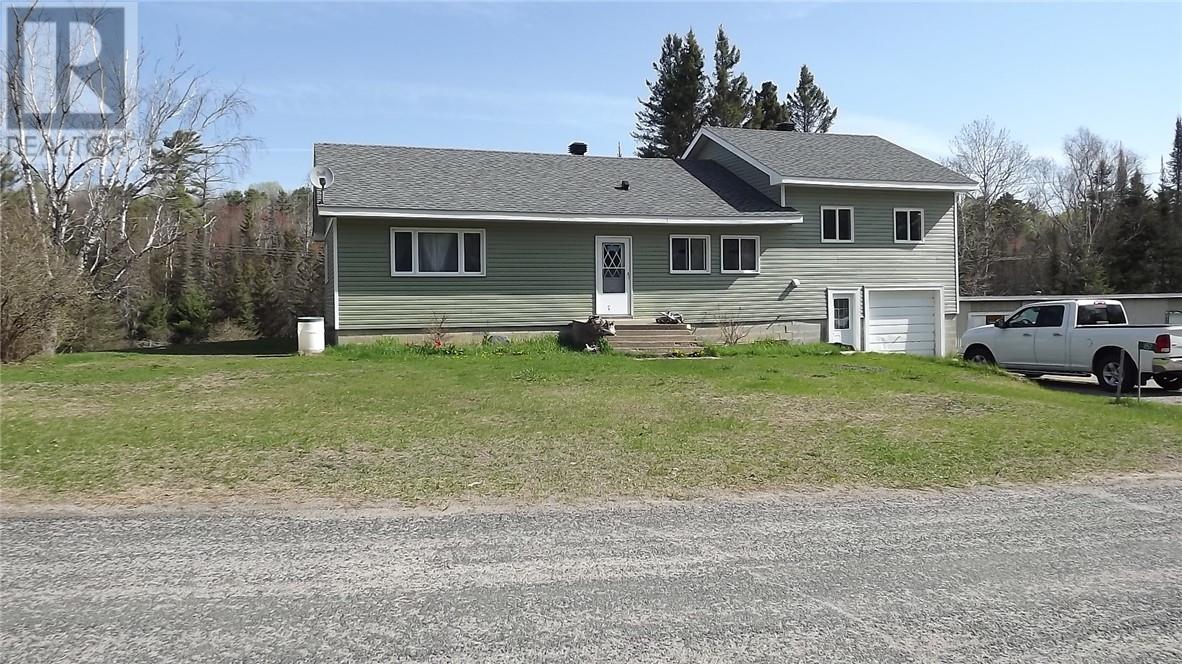 1157 Martin Road, Spragge, Ontario P0R 1K0 - Photo 2 - 2125345
