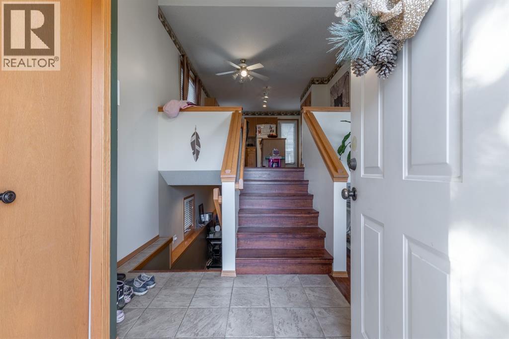 66 Assiniboia Way W, Lethbridge, Alberta  T1K 7L7 - Photo 6 - A2268734