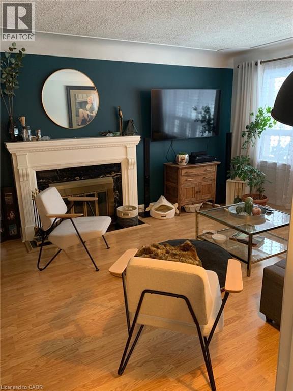 317 Bedford Road, Kitchener, Ontario  N2G 3A7 - Photo 4 - 40785411