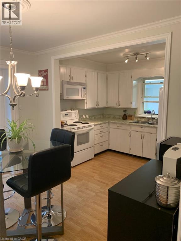 317 Bedford Road, Kitchener, Ontario  N2G 3A7 - Photo 5 - 40785411