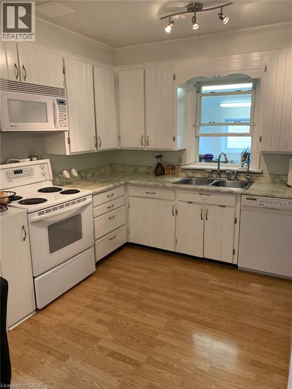 317 Bedford Road, Kitchener, Ontario  N2G 3A7 - Photo 6 - 40785411