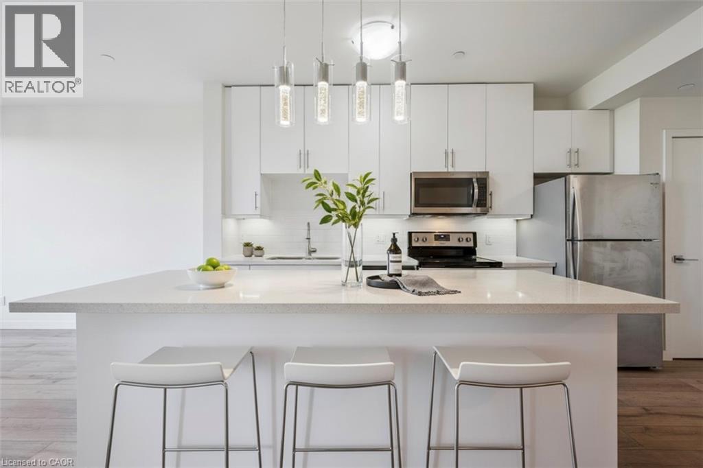 690 King Street W Unit# 622, Kitchener, Ontario  N2H 5L8 - Photo 3 - 40785311