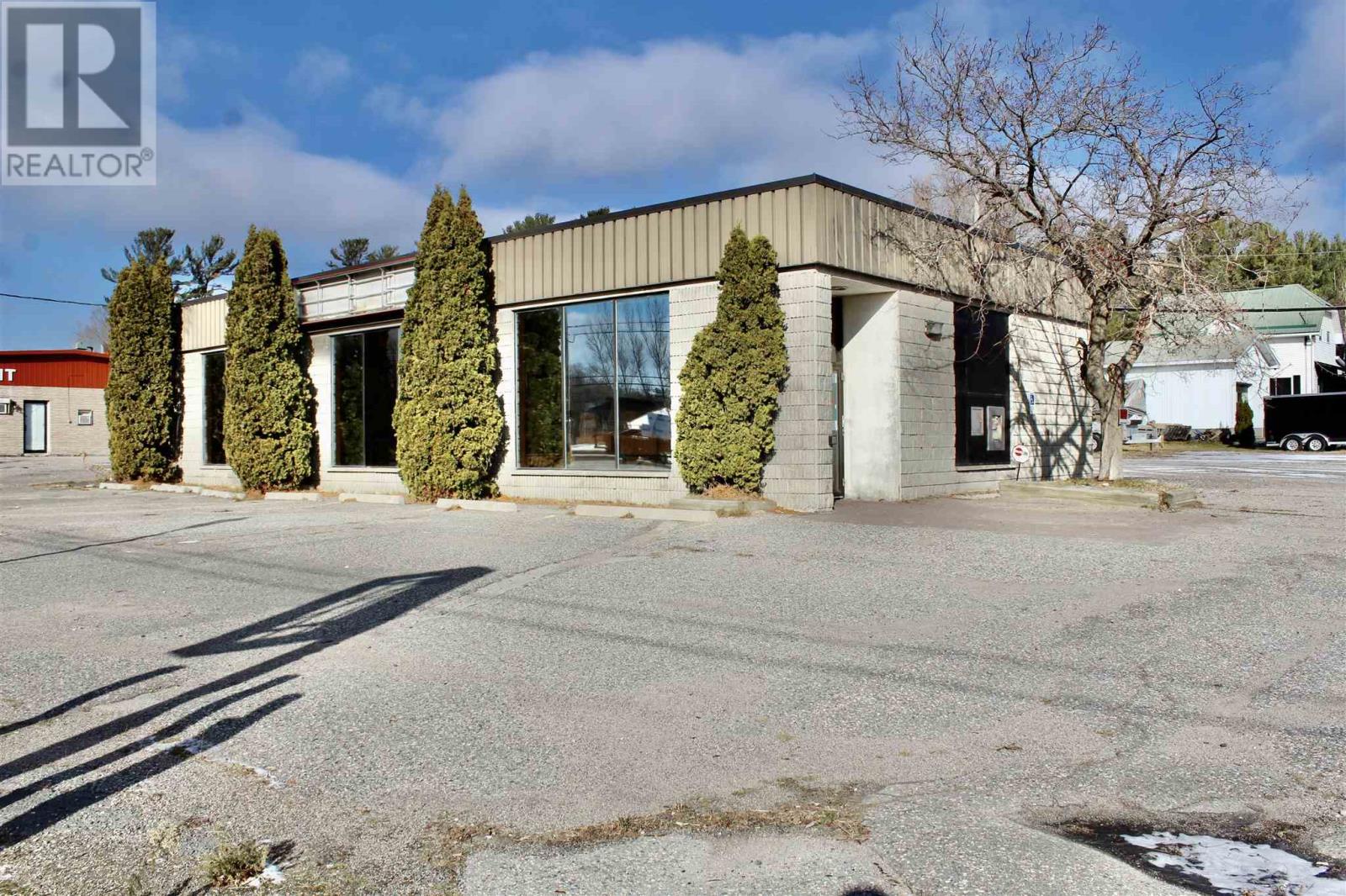 121 Front St, Spanish, Ontario  P0P 2A0 - Photo 5 - SM242916