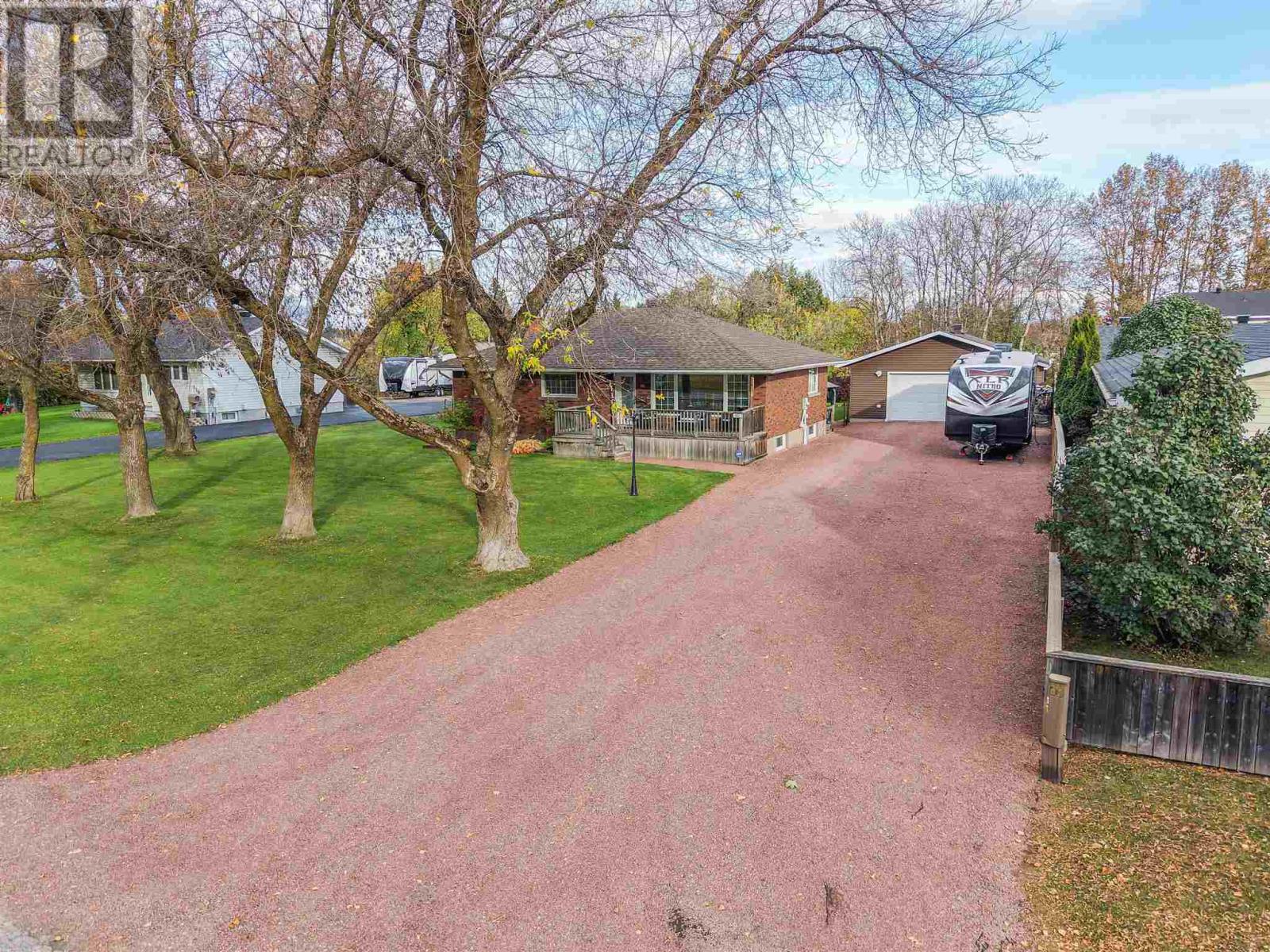 102 Roosevelt AVE, Sault Ste. Marie, Ontario