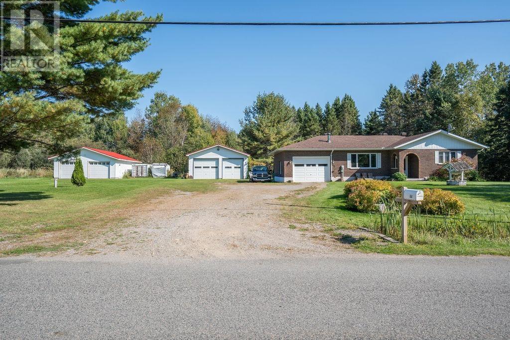 970 Town Line Rd, Sault Ste. Marie, Ontario  P6A 6K4 - Photo 8 - SM252837