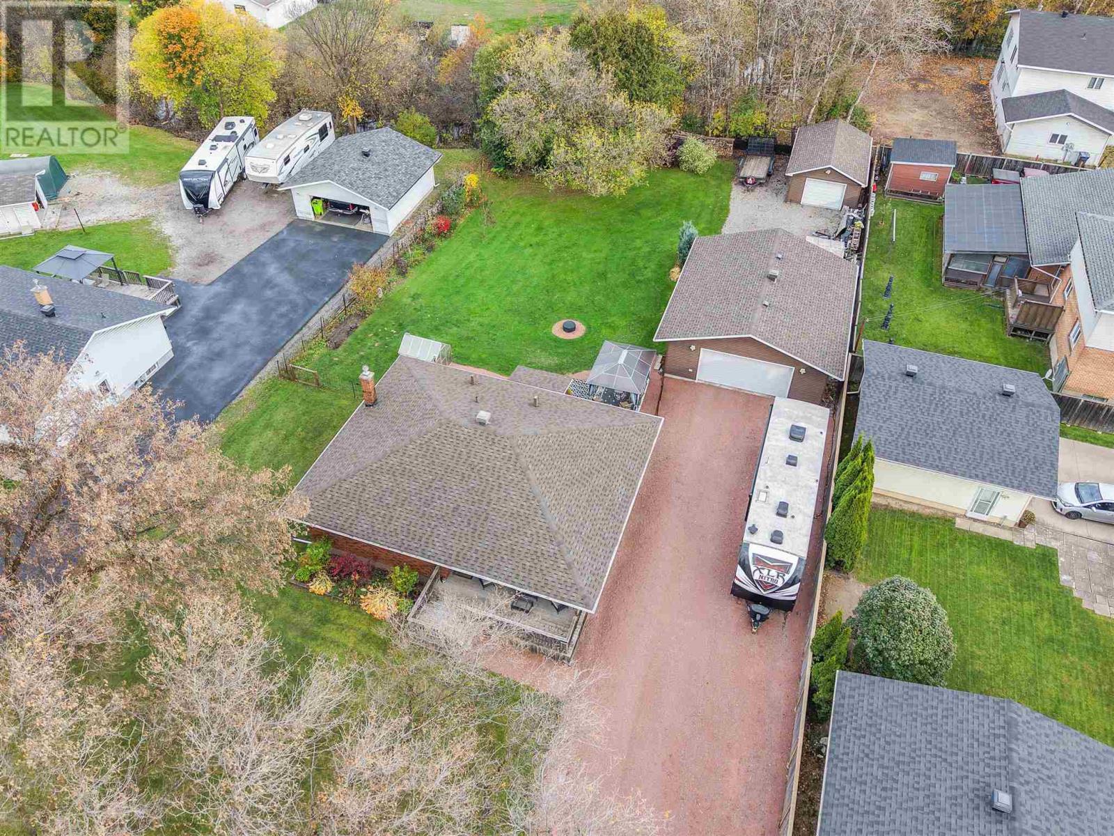 102 Roosevelt Ave, Sault Ste. Marie, Ontario  P6C 5M4 - Photo 2 - SM253071