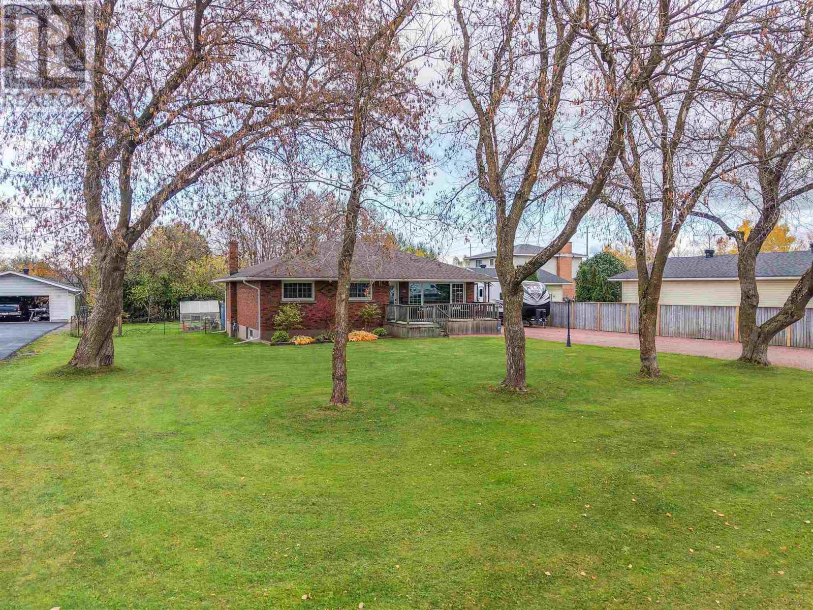 102 Roosevelt Ave, Sault Ste. Marie, Ontario  P6C 5M4 - Photo 5 - SM253071