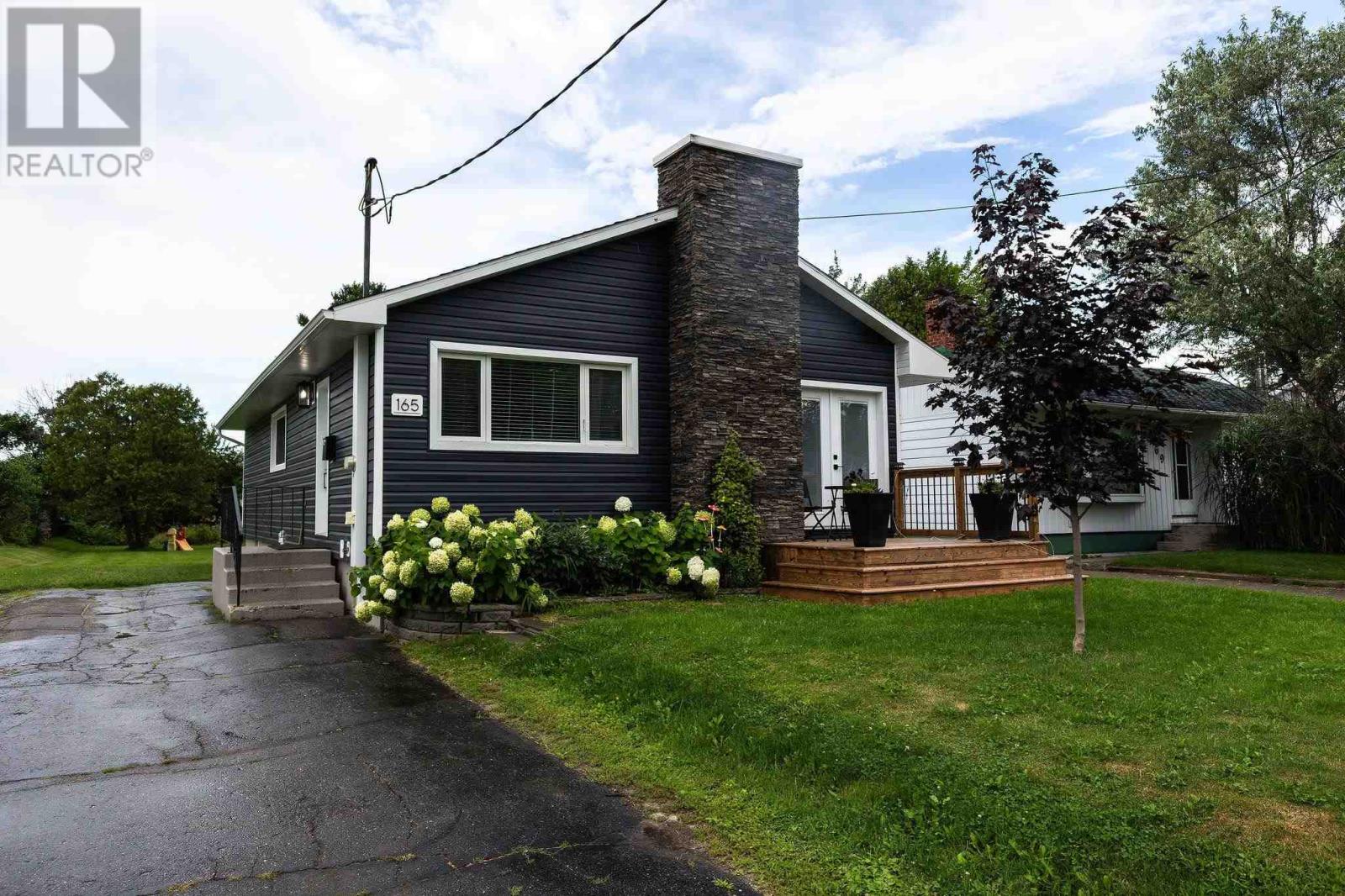 165 Hugill ST, Sault Ste. Marie, Ontario