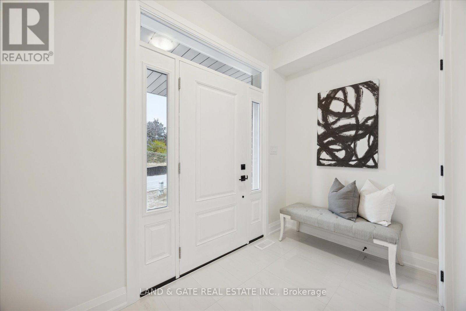 989 Queensdale Avenue, Oshawa, Ontario L1H 1H4 - Photo 6 - E12507134