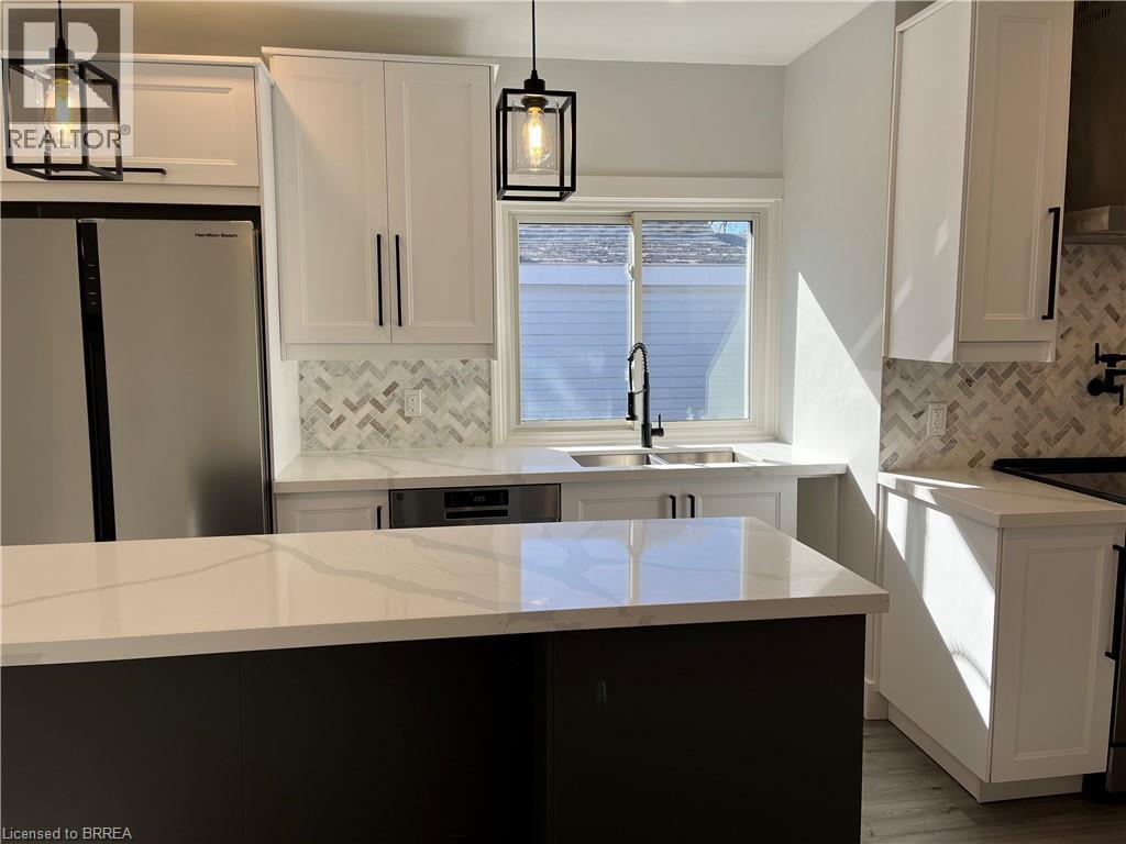 71 Sherwood Drive, Brantford, Ontario  N3T 1N3 - Photo 7 - 40782480