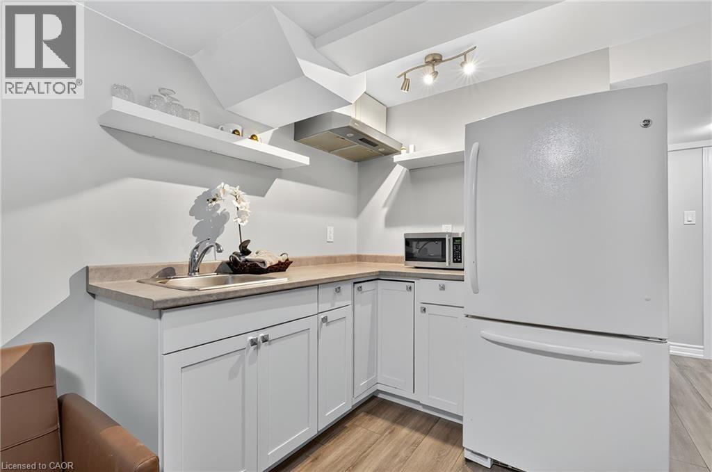 70 Cannes Street, Kitchener, Ontario  N2R 1V2 - Photo 32 - 40772665