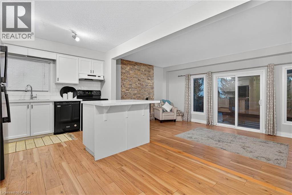 70 Cannes Street, Kitchener, Ontario  N2R 1V2 - Photo 8 - 40772665