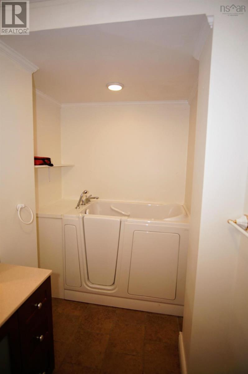 74 Mcgills Point Lane, Shelburne, Nova Scotia  B0T 1W0 - Photo 32 - 202524533