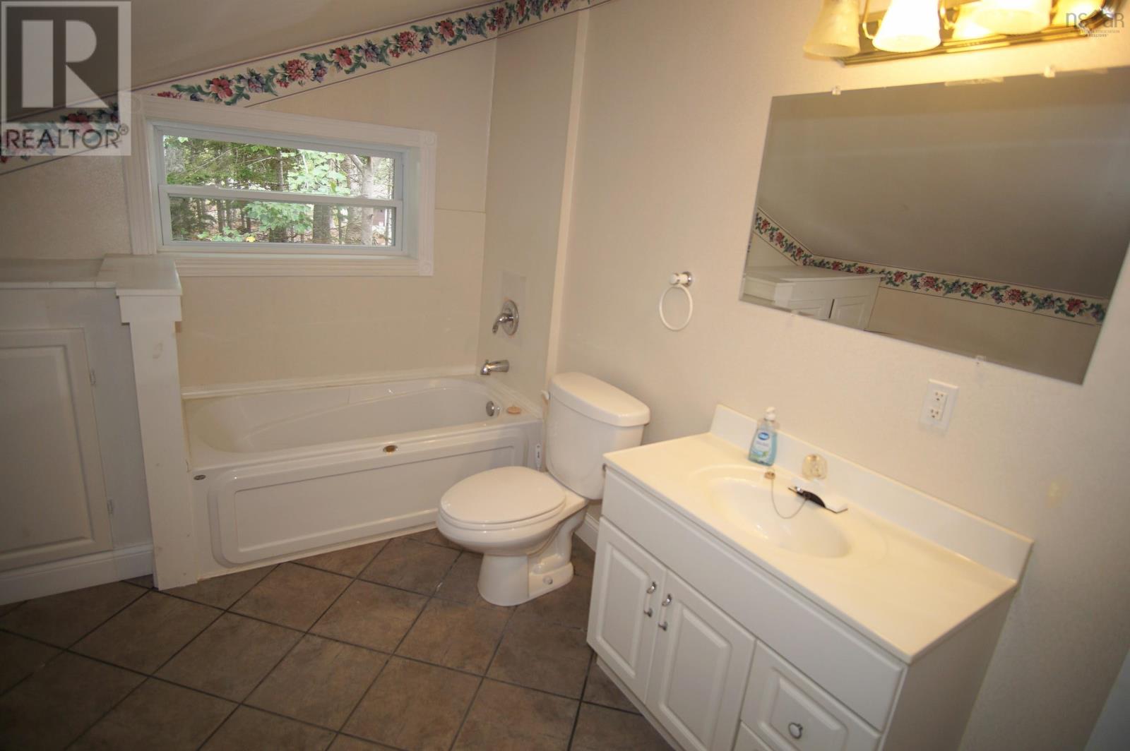 74 Mcgills Point Lane, Shelburne, Nova Scotia  B0T 1W0 - Photo 37 - 202524533