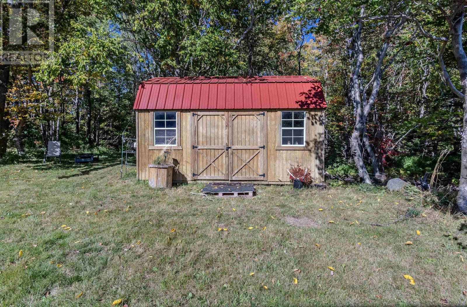 736 Cottage Road, Sydney, Nova Scotia  B1P 6S6 - Photo 10 - 202525615