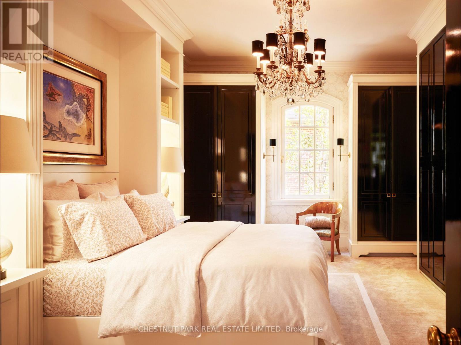 10 Shorncliffe Avenue, Toronto, Ontario  M4V 1T1 - Photo 21 - C12502300