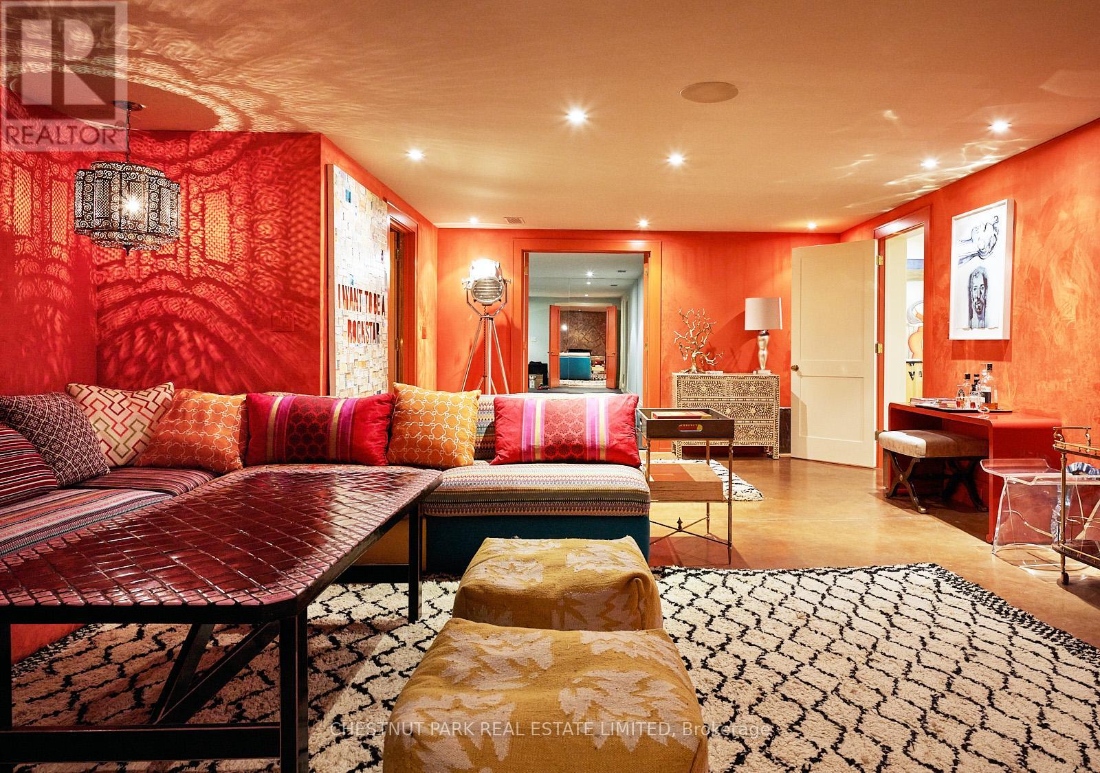 10 Shorncliffe Avenue, Toronto, Ontario  M4V 1T1 - Photo 26 - C12502300