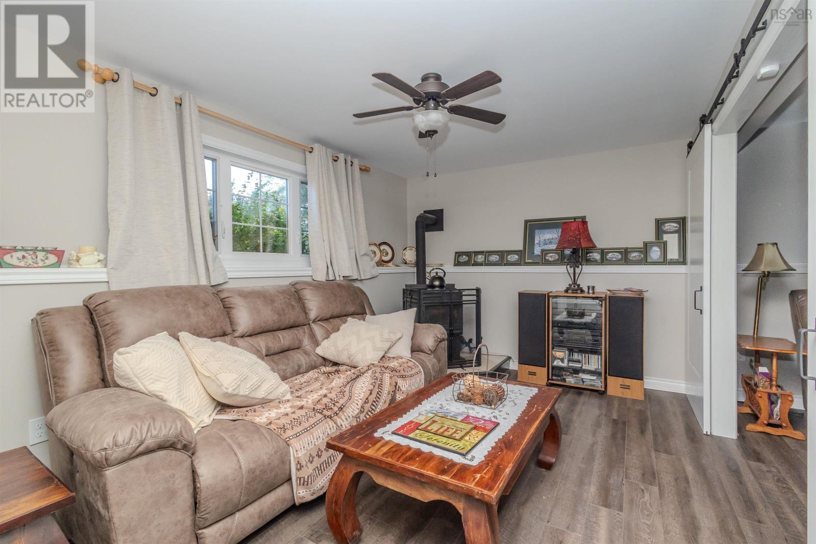 736 Cottage Road, Sydney, Nova Scotia  B1P 6S6 - Photo 29 - 202525615