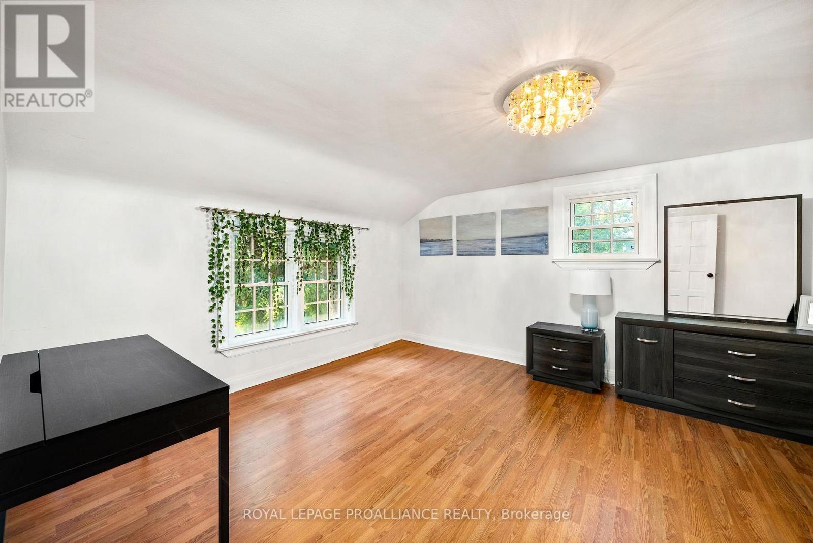 190 Macdonald Avenue, Belleville, Ontario K8N 3Y3 - Photo 19 - X12507122