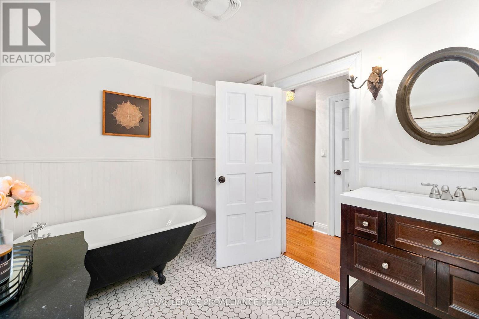 190 Macdonald Avenue, Belleville, Ontario K8N 3Y3 - Photo 22 - X12507122