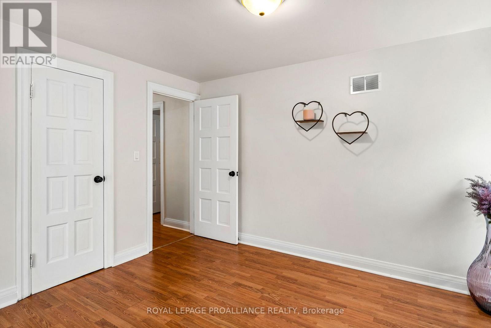 190 Macdonald Avenue, Belleville, Ontario K8N 3Y3 - Photo 26 - X12507122