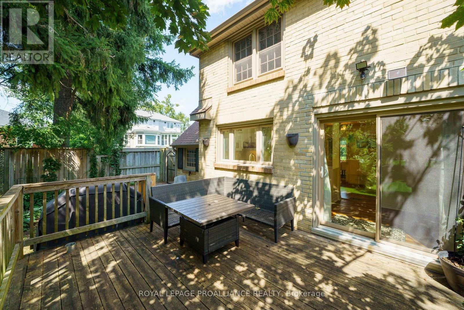 190 Macdonald Avenue, Belleville, Ontario K8N 3Y3 - Photo 31 - X12507122