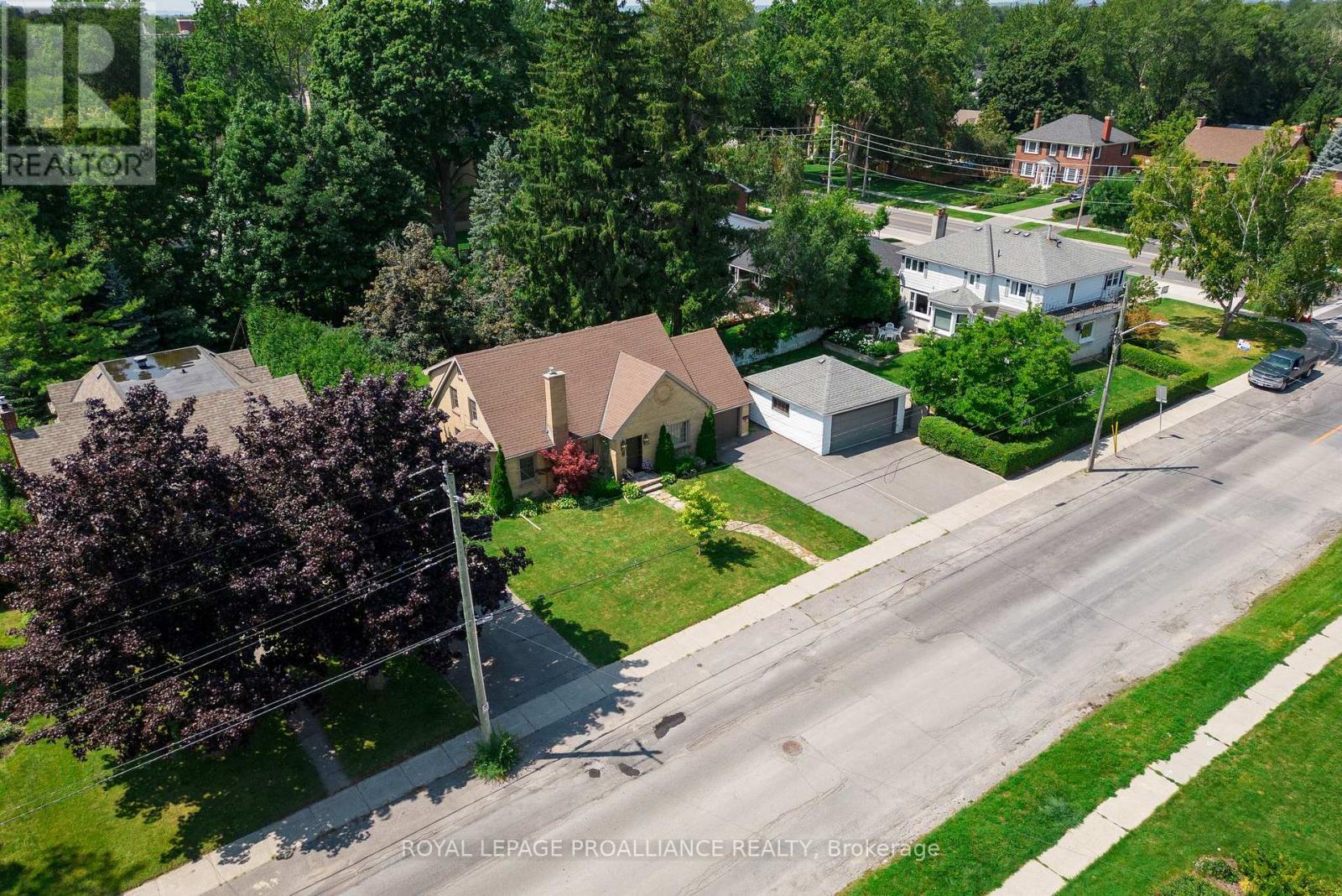 190 Macdonald Avenue, Belleville, Ontario K8N 3Y3 - Photo 32 - X12507122