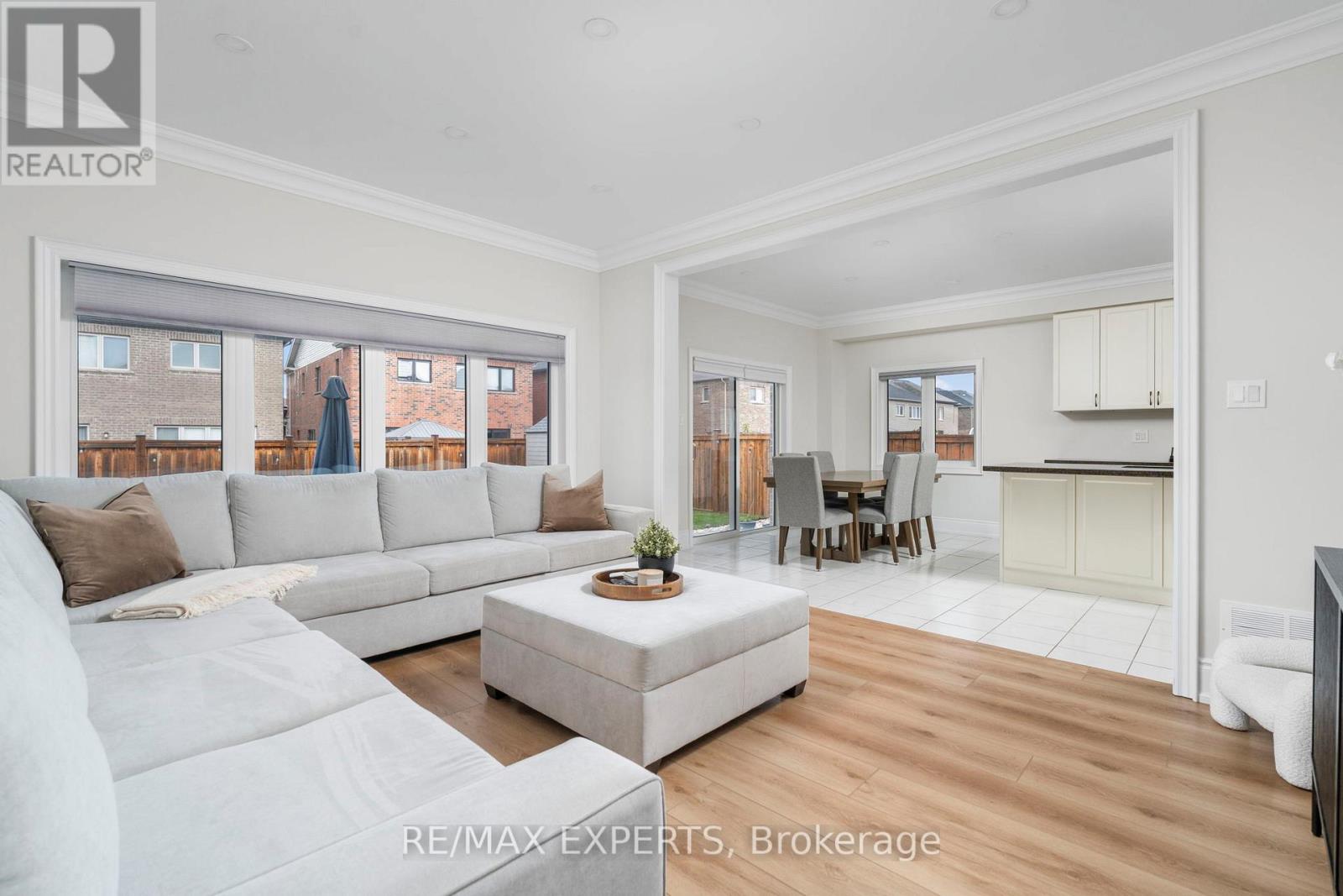 1430 Farrow Crescent, Innisfil (Alcona), Ontario  L9S 0L6 - Photo 16 - N12506570