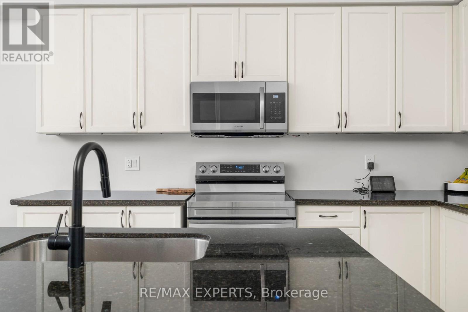 1430 Farrow Crescent, Innisfil (Alcona), Ontario  L9S 0L6 - Photo 9 - N12506570