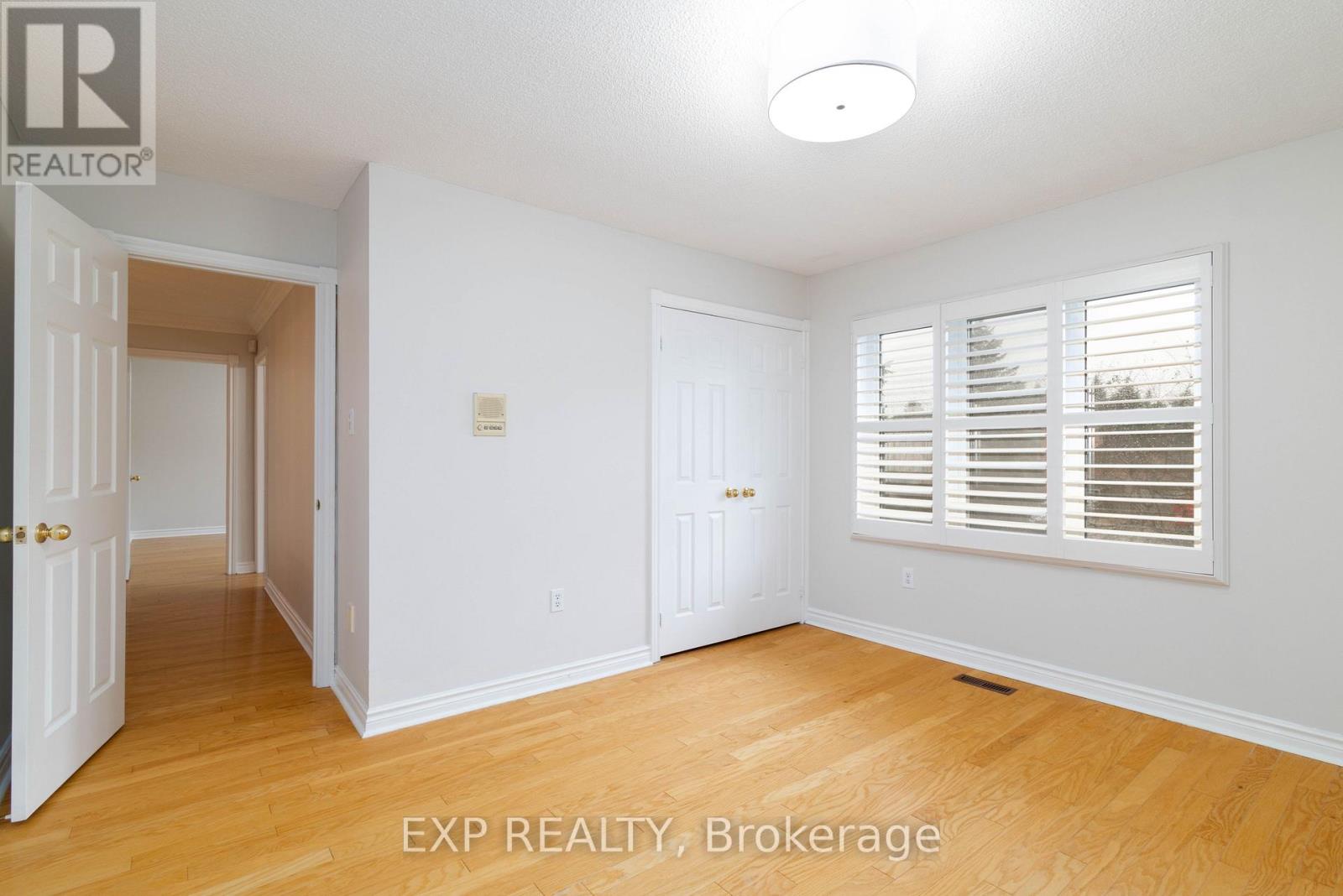 35 Dennis Drive, King, Ontario  L0G 1K0 - Photo 26 - N12506356