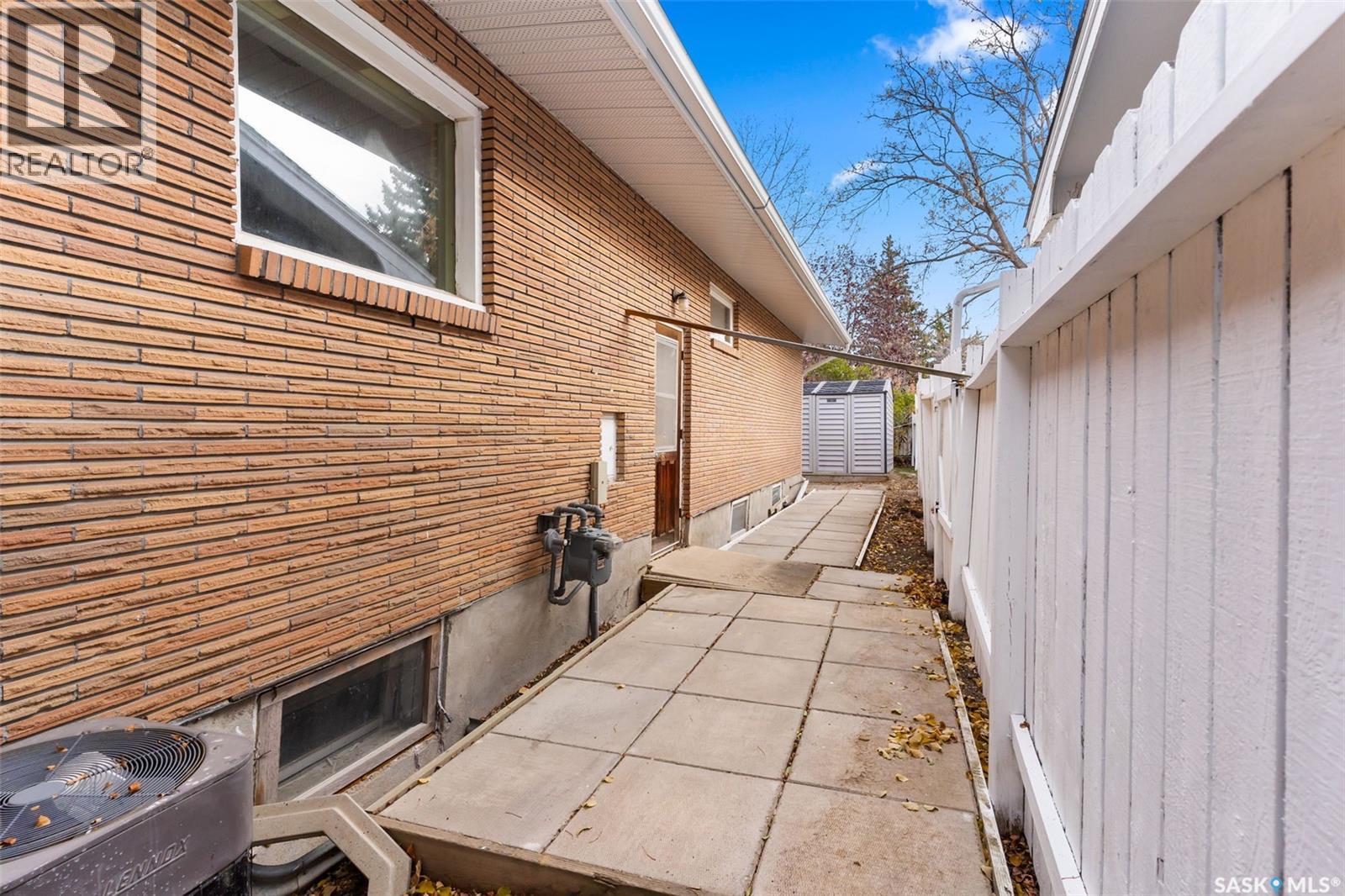 2251 Jubilee Avenue, Regina, Saskatchewan  S4S 3V3 - Photo 27 - SK022333