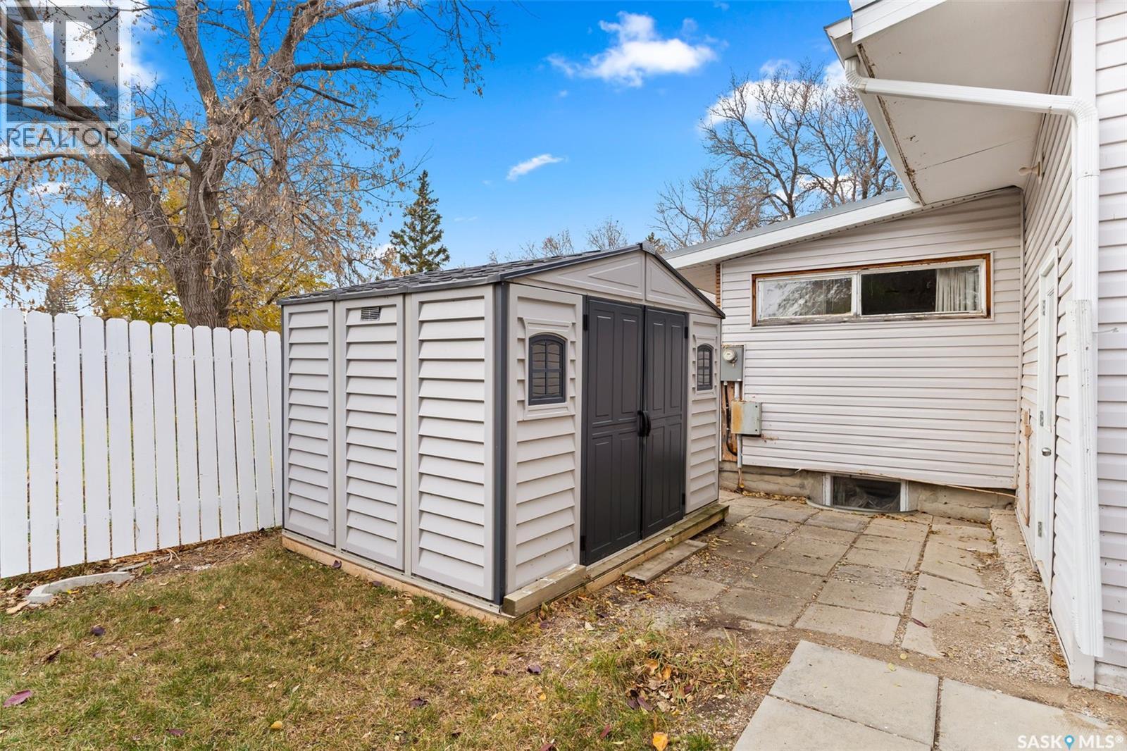 2251 Jubilee Avenue, Regina, Saskatchewan  S4S 3V3 - Photo 29 - SK022333