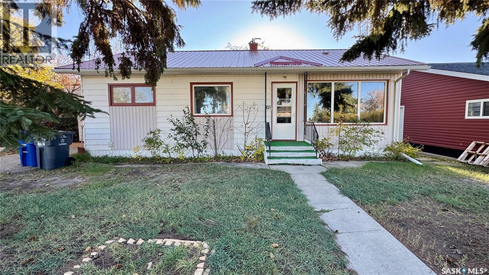 115 1st STREET, Davidson, Saskatchewan