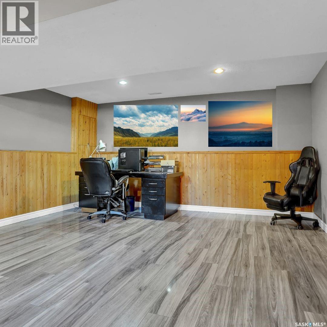 1631 Glendale Street, Moose Jaw, Saskatchewan  S6K 1A9 - Photo 28 - SK022203