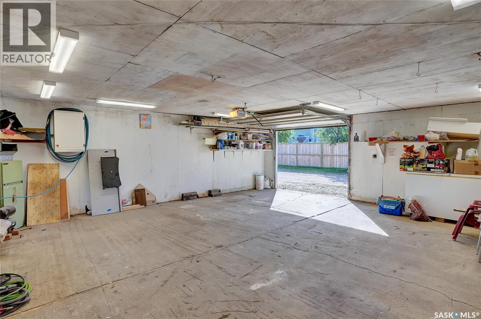 1631 Glendale Street, Moose Jaw, Saskatchewan  S6K 1A9 - Photo 43 - SK022203