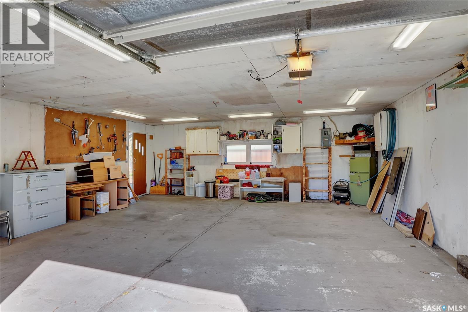 1631 Glendale Street, Moose Jaw, Saskatchewan  S6K 1A9 - Photo 44 - SK022203