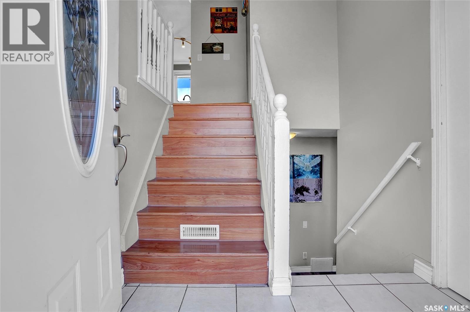 1631 Glendale Street, Moose Jaw, Saskatchewan  S6K 1A9 - Photo 5 - SK022203