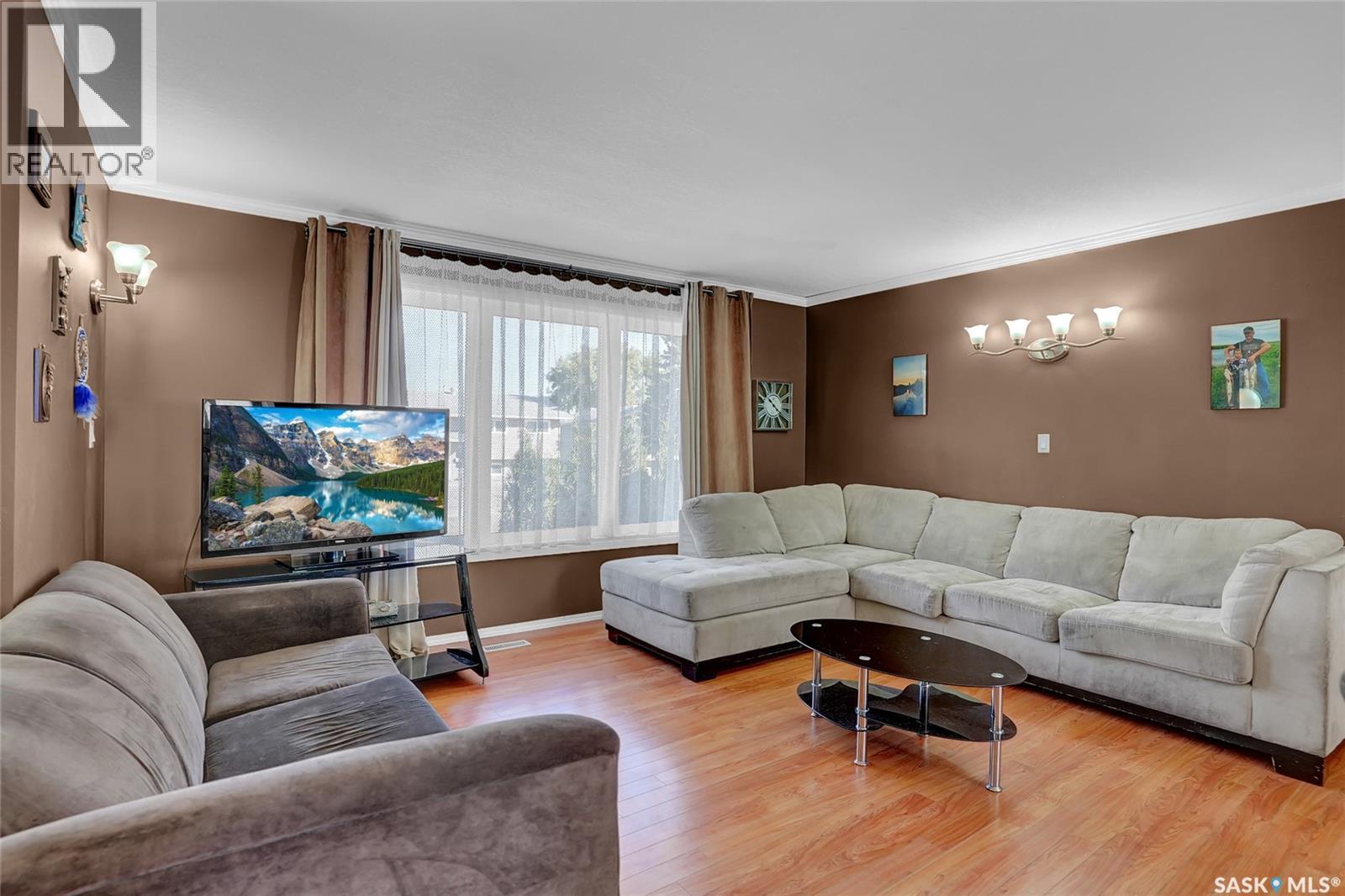 1631 Glendale Street, Moose Jaw, Saskatchewan  S6K 1A9 - Photo 8 - SK022203